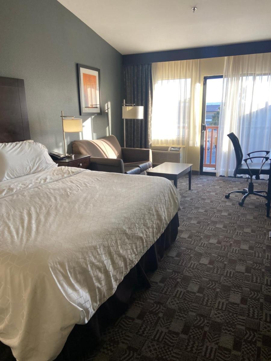 Photo - Holiday Inn Express Hotel & Suites Solana Beach-Del Mar, an IHG Hotel