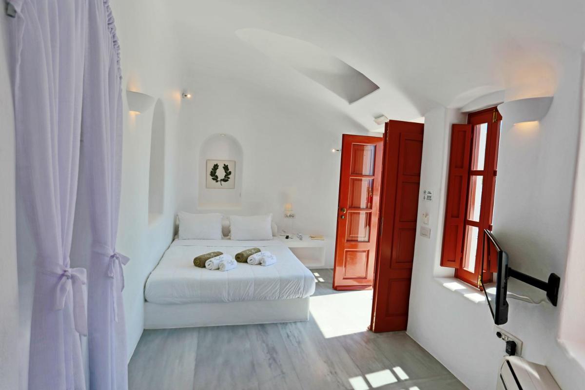 Photo - Oia Mare Villas