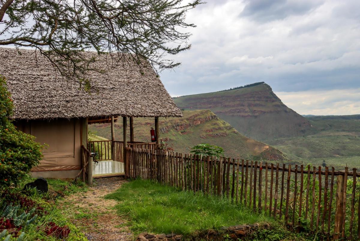 Photo - Maili Saba Camp