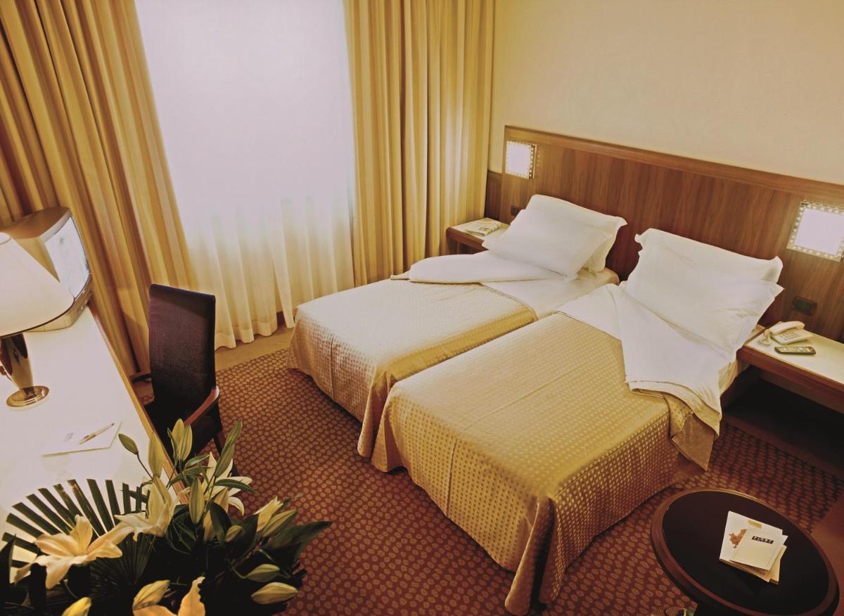 Photo - First Hotel Malpensa