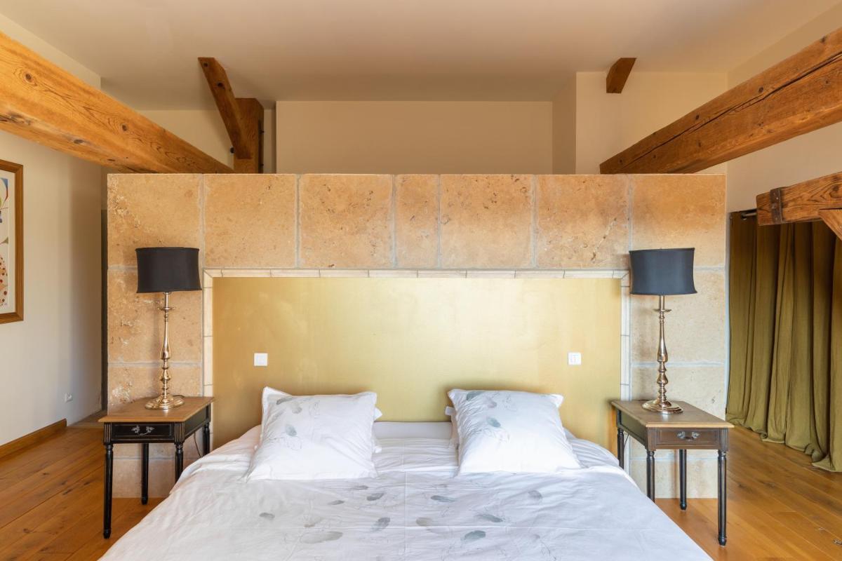 Photo - WAYA à Domaine Saint Domingue