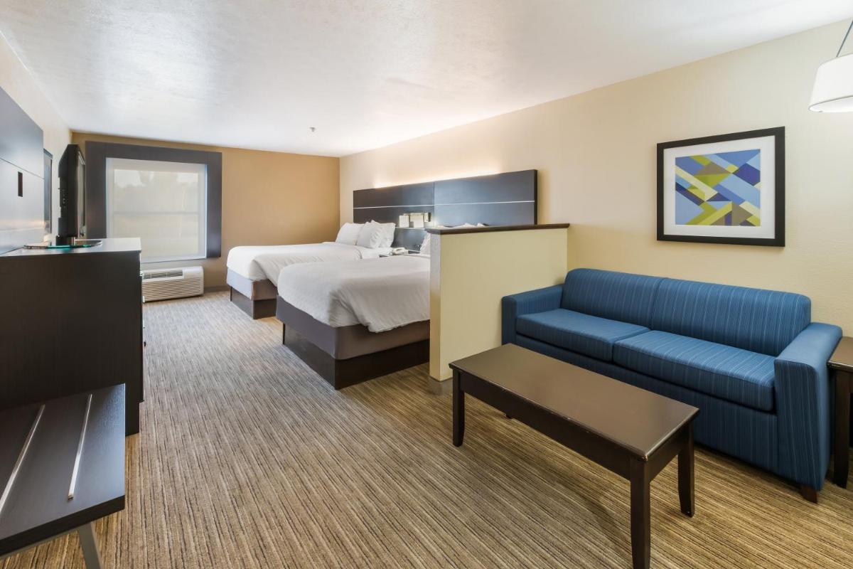 Photo - Holiday Inn Express London-I-70, an IHG Hotel