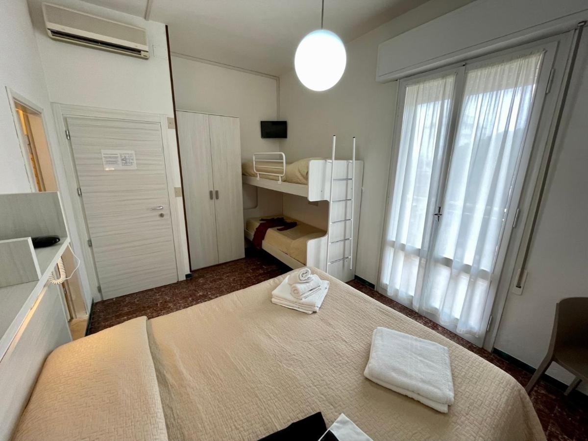 Photo - Hotel Napoleon