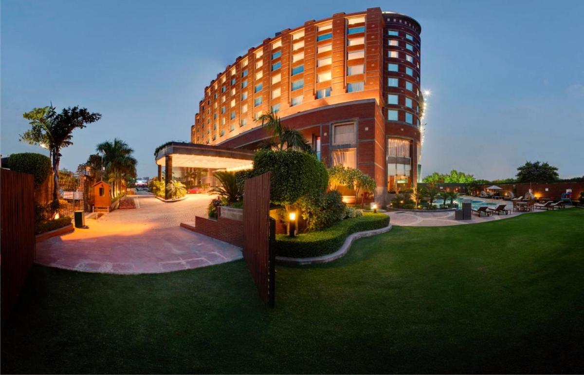 19 Hotels near Delhi for Every Budget