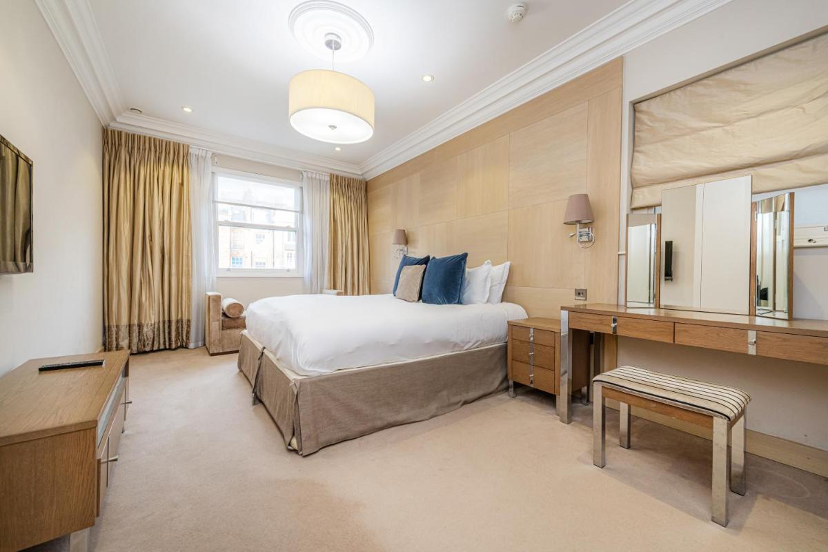 Photo - Claverley Court Apartments Knightsbridge