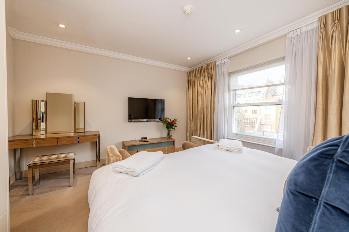 Photo - Claverley Court Apartments Knightsbridge