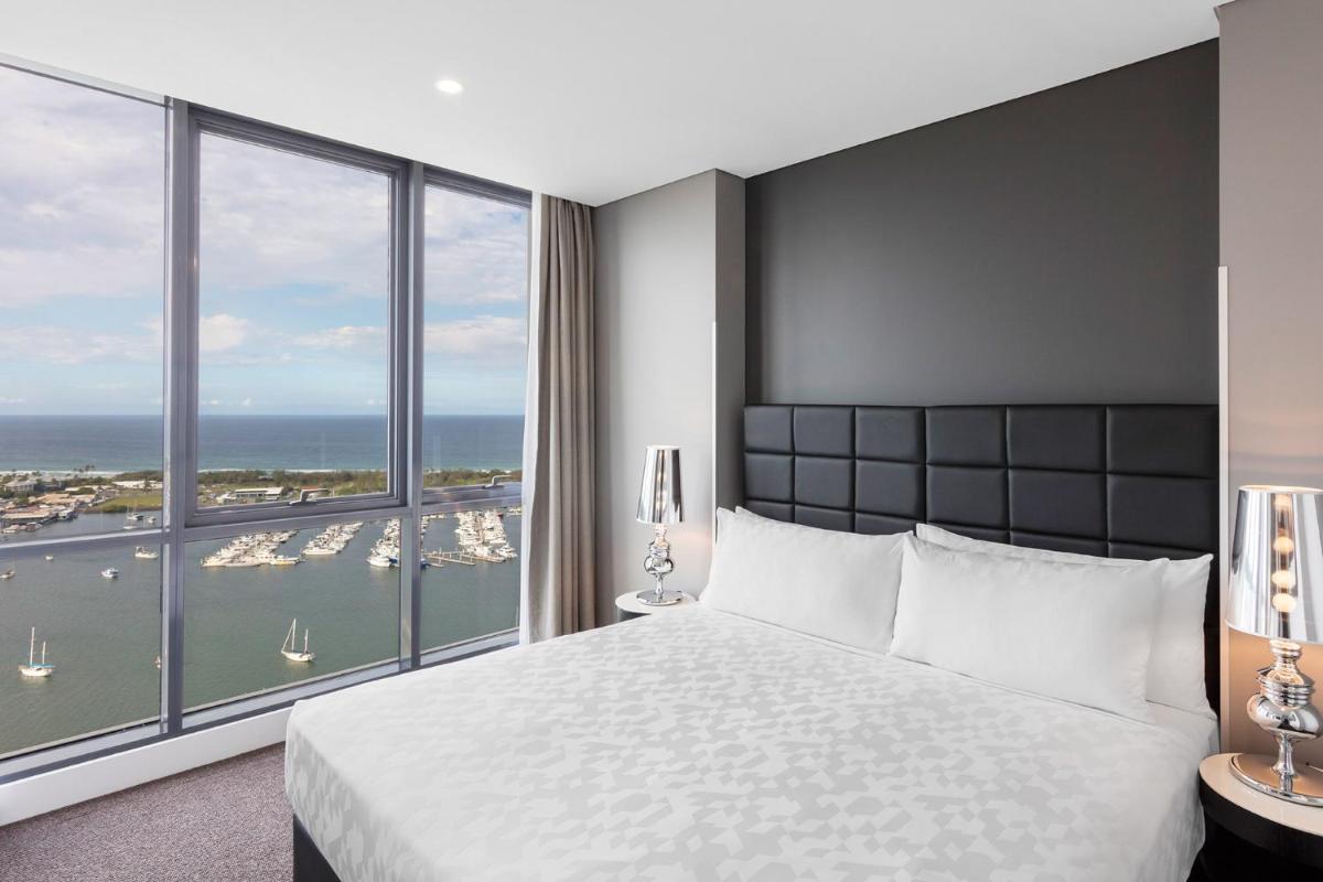 Photo - Meriton Suites Southport