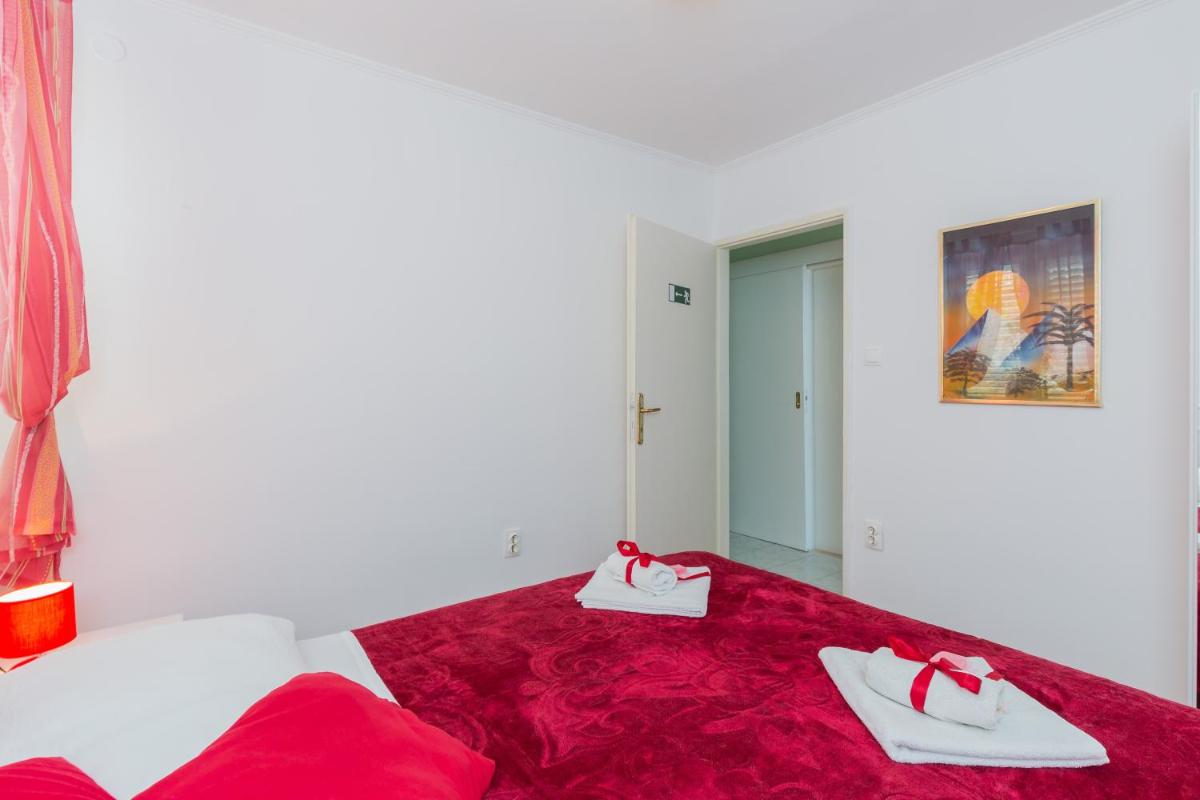 Photo - Apartments and Room Lora