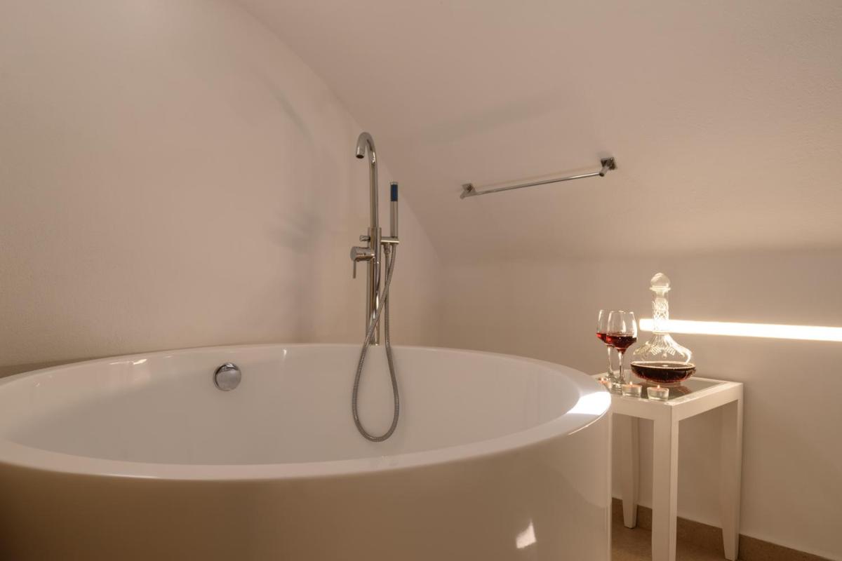 Photo - Muses Cycladic Suites