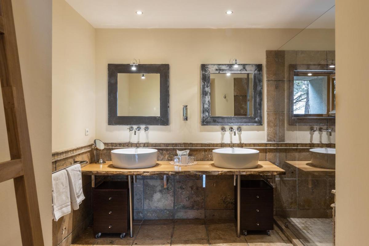 Photo - WAYA à Domaine Saint Domingue