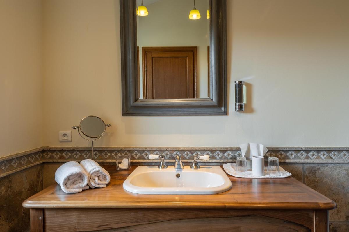 Photo - WAYA à Domaine Saint Domingue