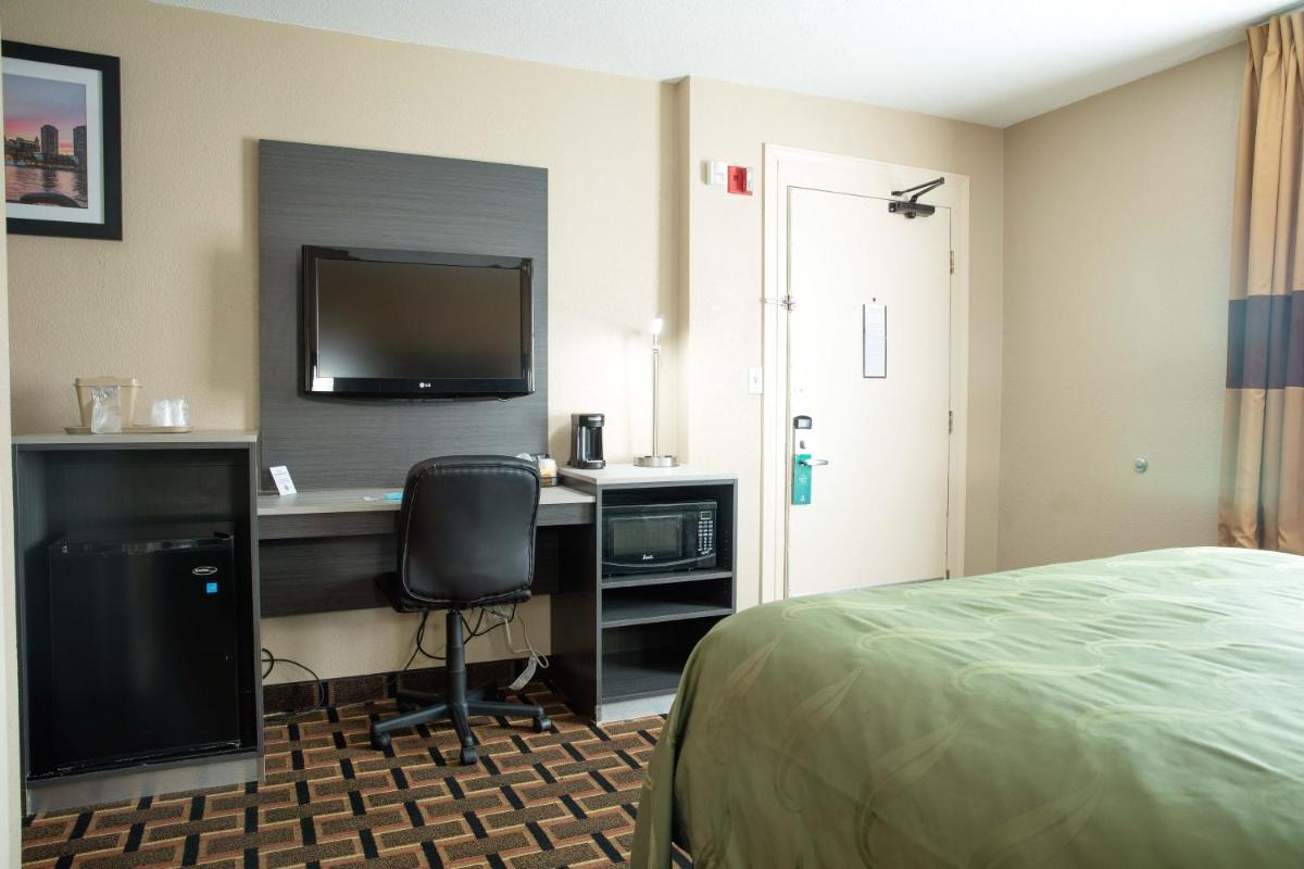 Photo - Quality Inn Raynham - Taunton