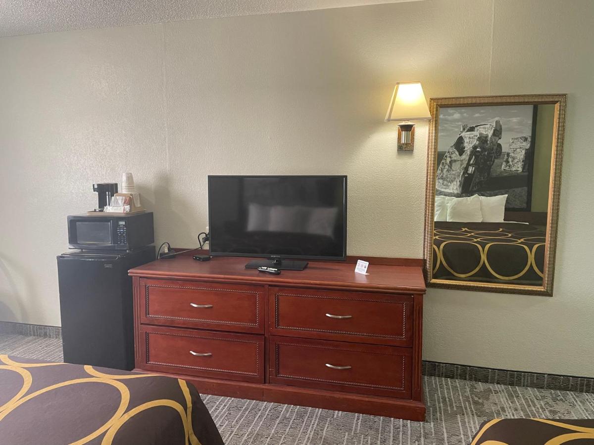 Photo - Super 8 by Wyndham Amarillo Central TX