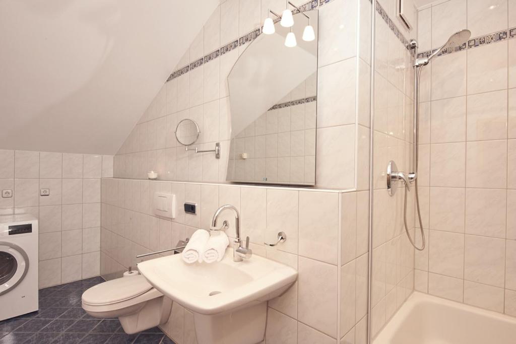 Photo - Hotel Seeblick & Ferienwohnung