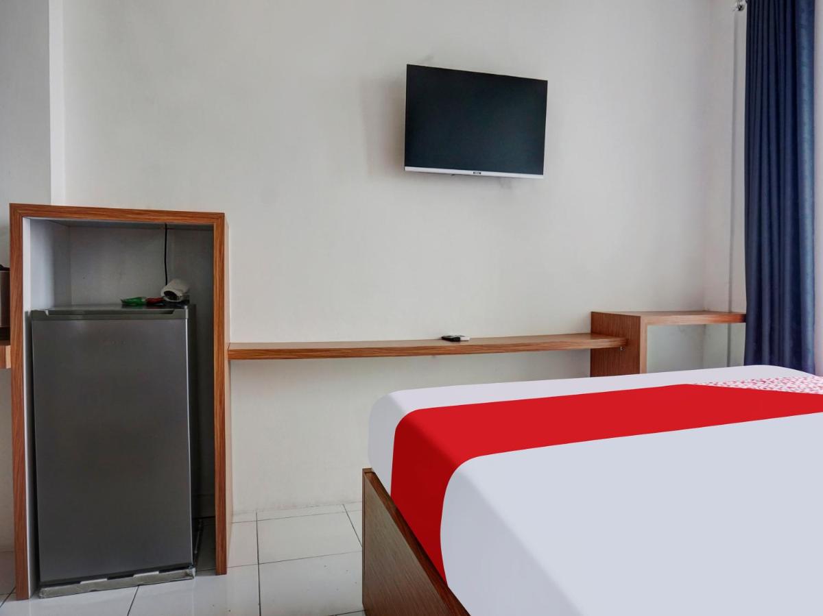 Photo - OYO 91045 Tower Mahakam By Toha Room