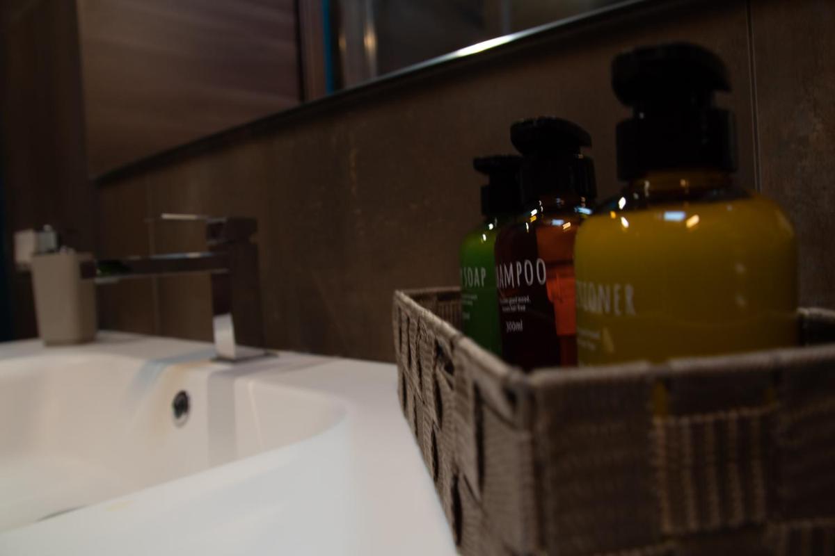 Foto - La Vucciria di Guttuso