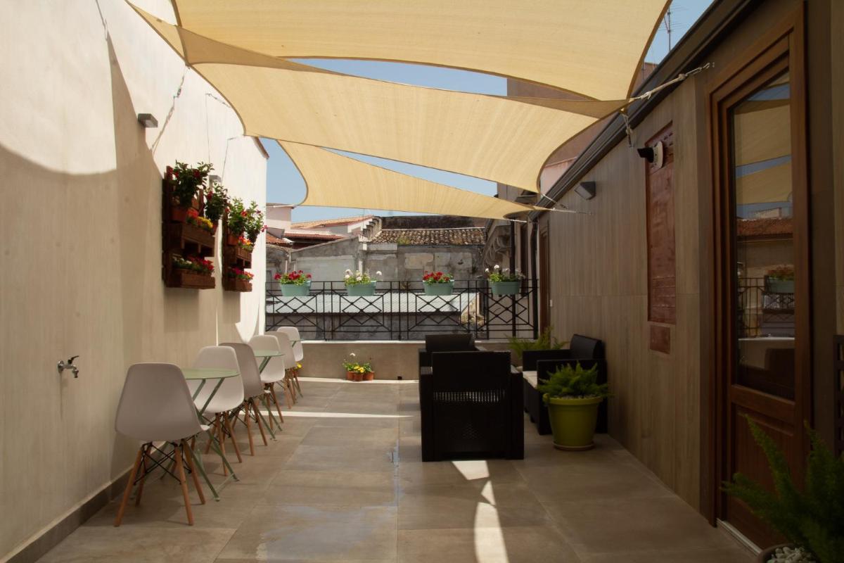 Foto - La Vucciria di Guttuso