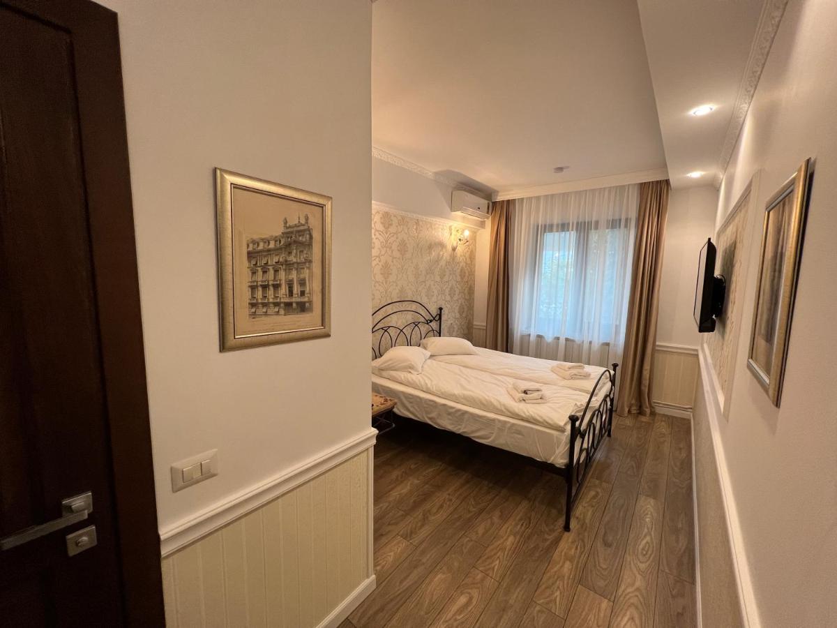 Photo - Hotel Boutique Cathedral Plaza Residences room for rent downtown