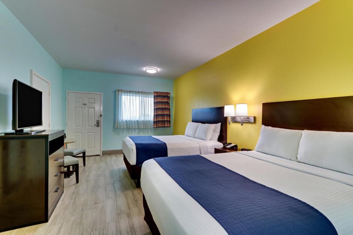 Photo - Island Hotel Port Aransas