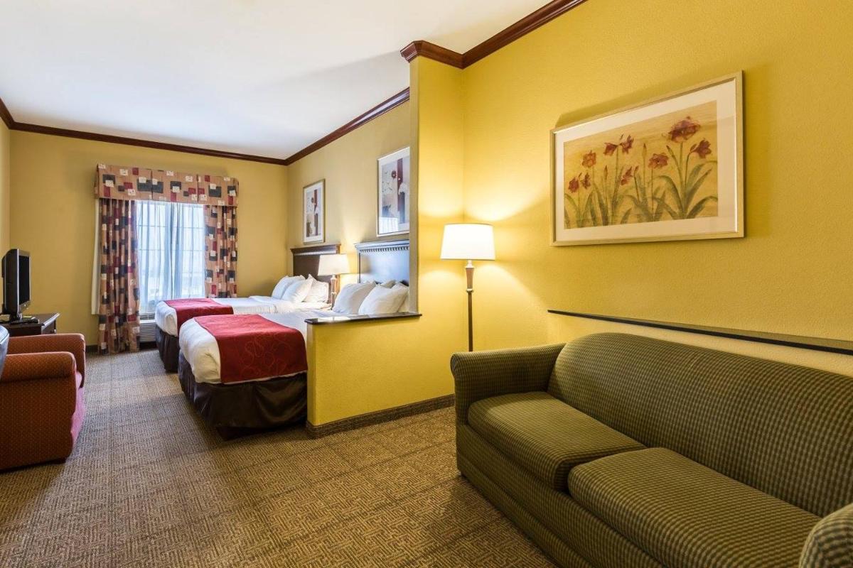 Photo - Comfort Suites Galveston