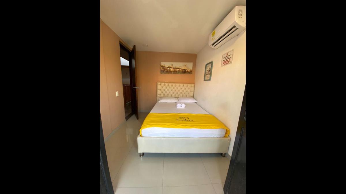 Photo - Room in Guest room - Cl-9 Double Room In Getsemani De Cartagena With Air Conditioning And WIFI