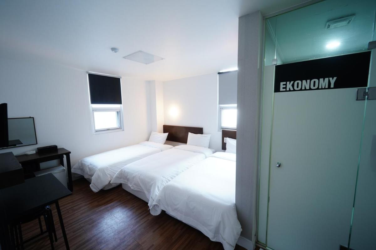Photo - Ekonomy Haeundae Hostel
