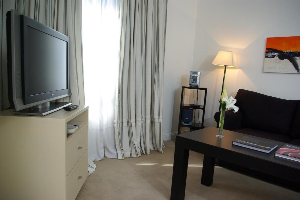 Photo - Loi Suites Recoleta Hotel