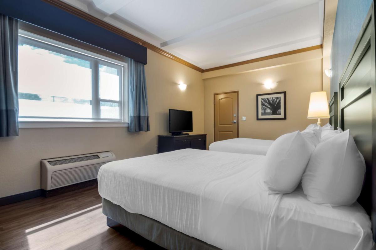 Photo - Best Western Plus Kamloops Hotel