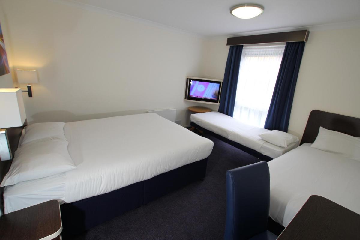 Photo - Ramada Oxford