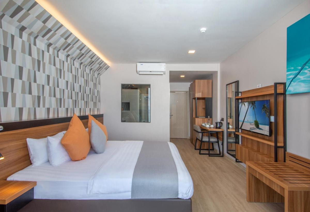 Photo - Triton Prestige Seaview and Spa