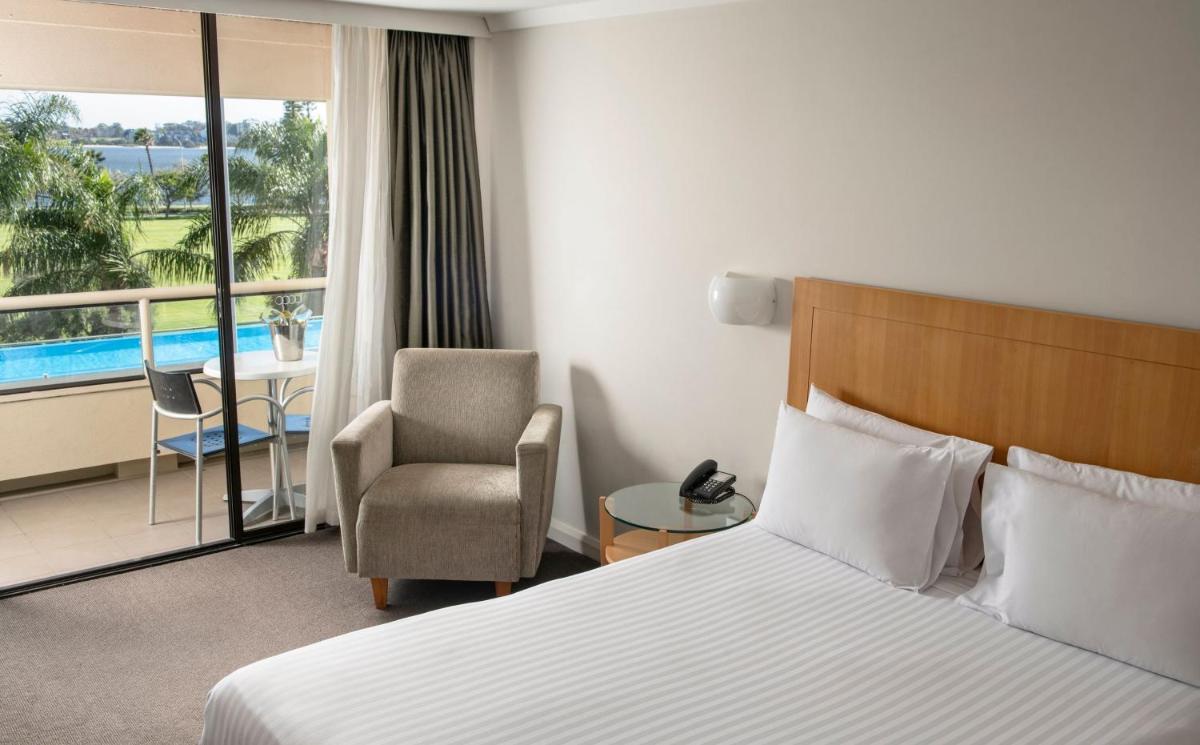 Photo - Crowne Plaza Perth, an IHG Hotel