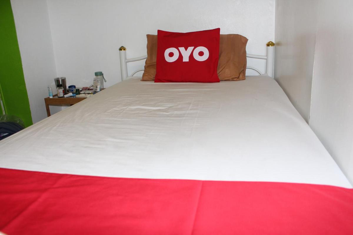 Photo - OYO 985 The Twins Hostel