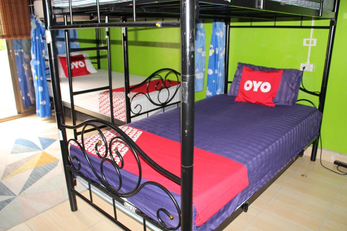 Photo - OYO 985 The Twins Hostel