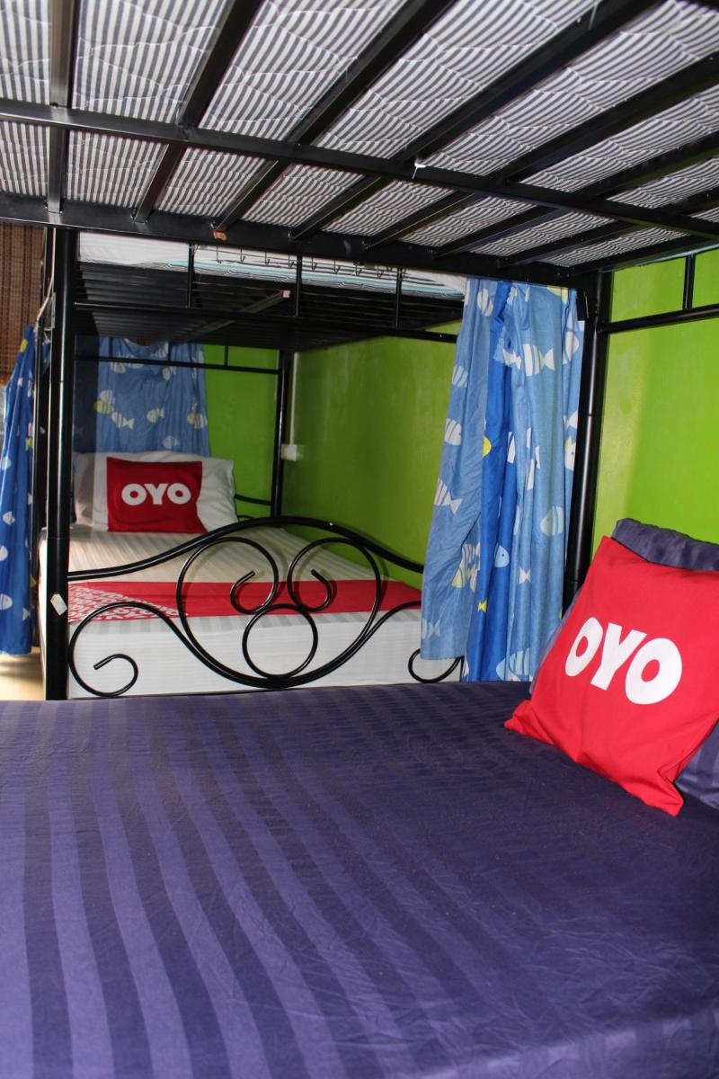 Photo - OYO 985 The Twins Hostel