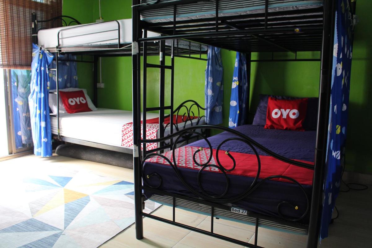 Photo - OYO 985 The Twins Hostel