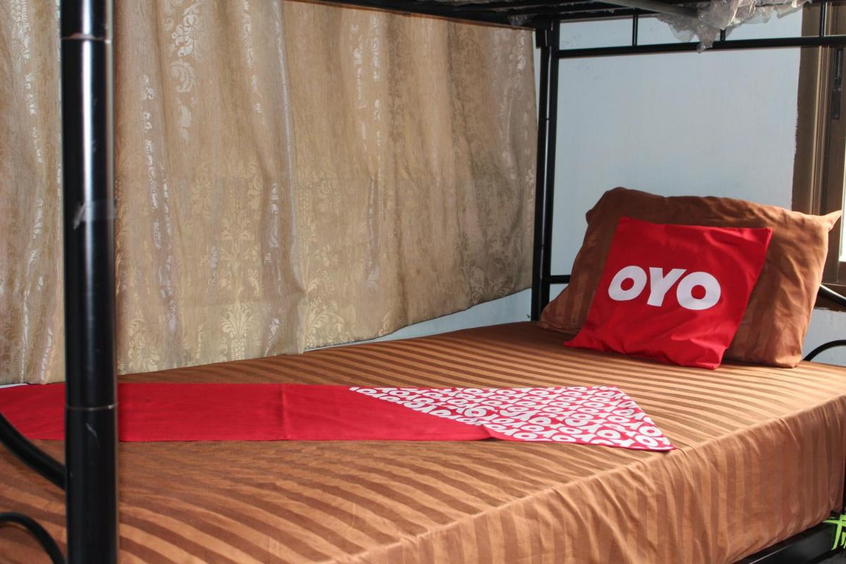 Photo - OYO 985 The Twins Hostel