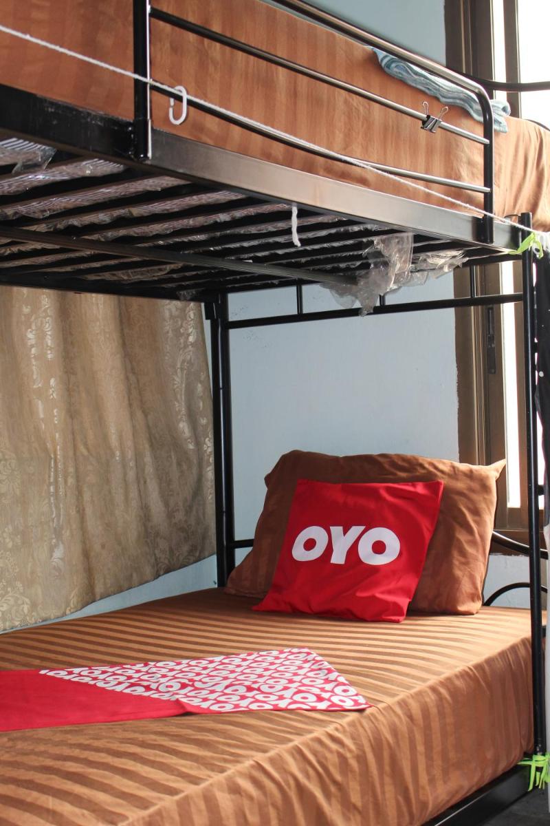 Photo - OYO 985 The Twins Hostel