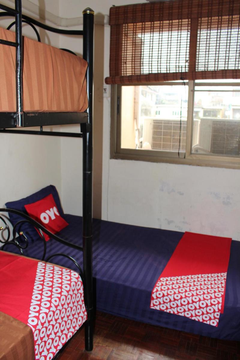 Photo - OYO 985 The Twins Hostel