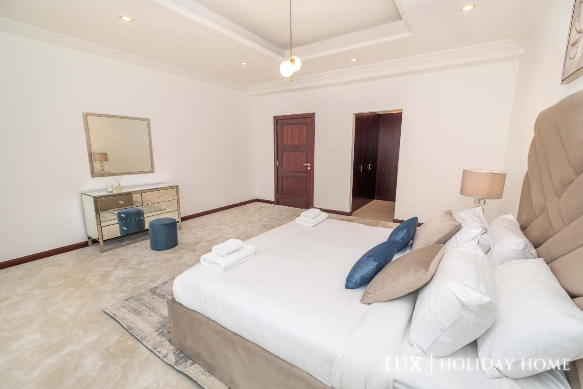 Photo - LUX The Luxury Sunny Shores Palm Villa