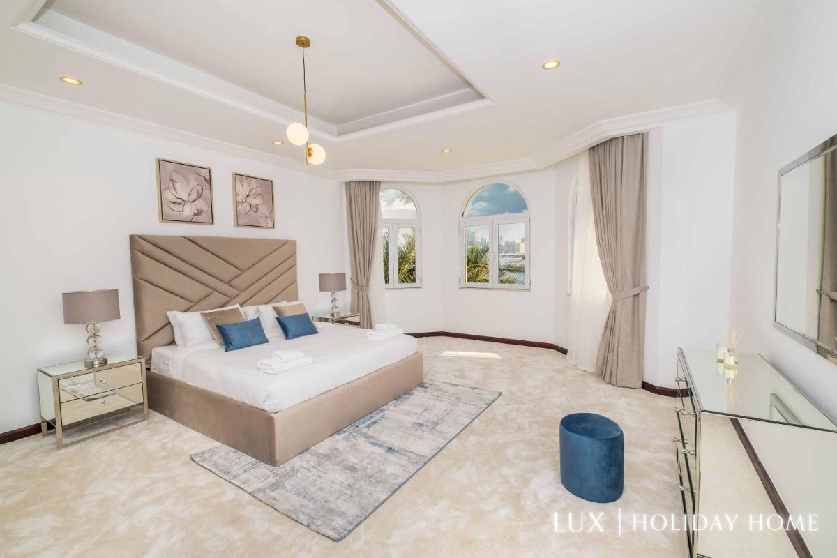 Photo - LUX The Luxury Sunny Shores Palm Villa