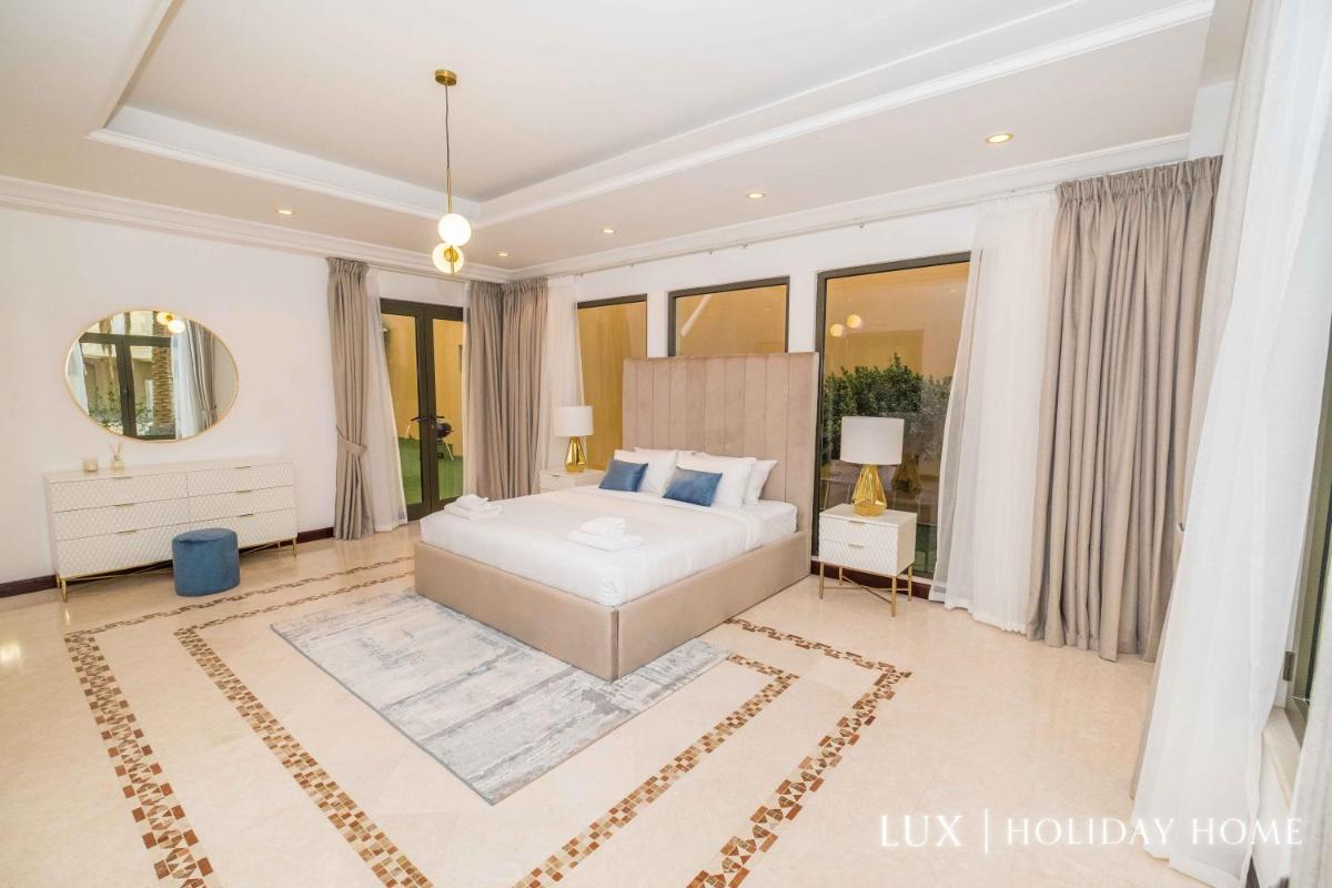 Photo - LUX The Luxury Sunny Shores Palm Villa