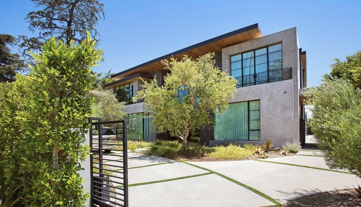 Sleek Estate In Beverly Hills Flats, Los Angeles, Usa Best Deals