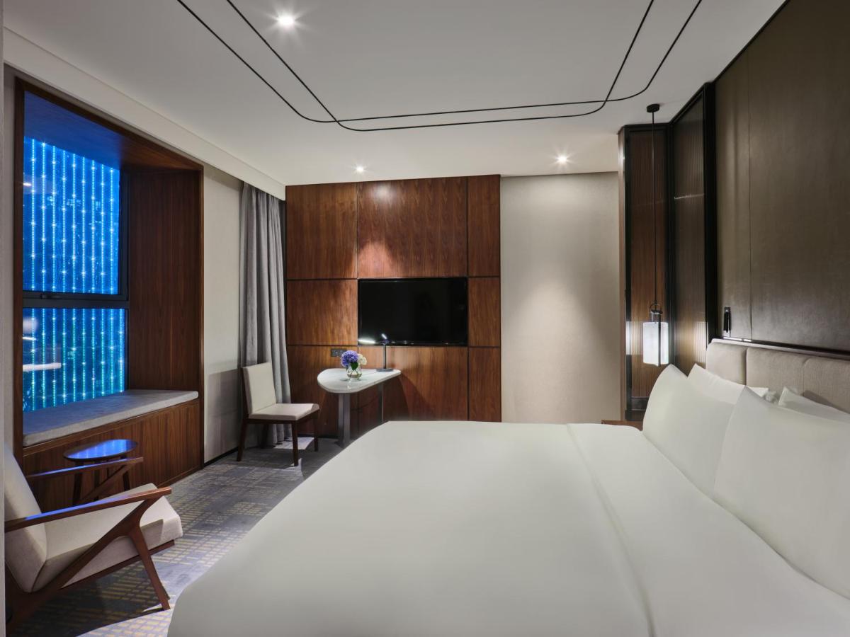 Photo - Crowne Plaza Wuhan Development Zone, an IHG Hotel