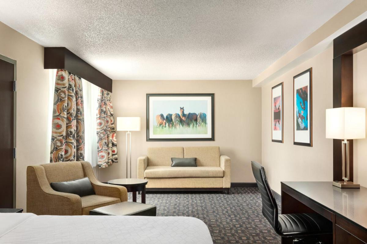 Photo - Holiday Inn Louisville East - Hurstbourne, an IHG Hotel