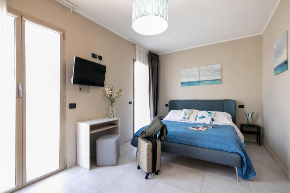 Photo - Noah Beach Hotel