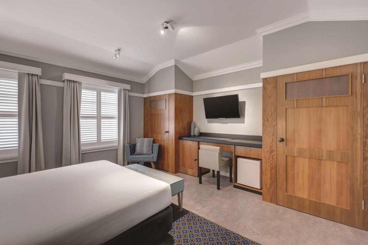 Photo - Hotel Kurrajong Canberra