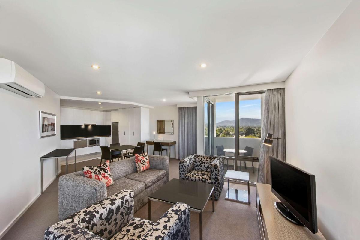 Photo - Adina Serviced Apartments Canberra Dickson