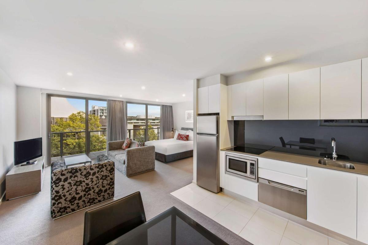 Photo - Adina Serviced Apartments Canberra Dickson