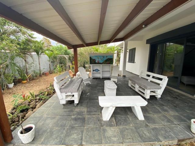 La Kaz Paille en Queue, Magnifique Villa F5 avec piscine et Jacuzzi sur La Possession photo 10