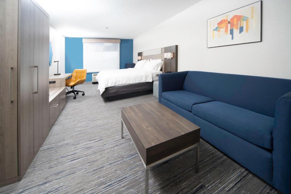 Photo - Holiday Inn Express and Suites Atlanta-Johns Creek, an IHG Hotel